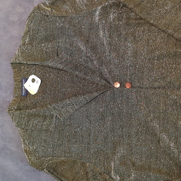 Your 6th Sense Metallic Top - Picture 2 of 12